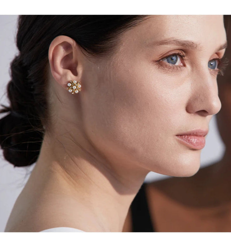 Flora Pearl Earring