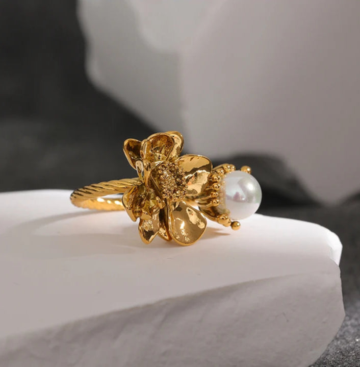 Golden Floral Charm Ring